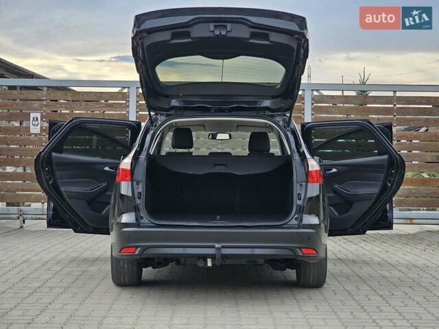 Черный Форд Фокус, объемом двигателя 1.6 л и пробегом 231 тыс. км за 8999 $, фото 57 на Automoto.ua