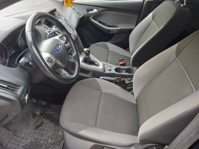 Черный Форд Фокус, объемом двигателя 1.6 л и пробегом 170 тыс. км за 7300 $, фото 11 на Automoto.ua