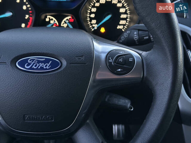 Чорний Форд Фокус, об'ємом двигуна 1.6 л та пробігом 195 тис. км за 8999 $, фото 62 на Automoto.ua