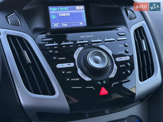 Чорний Форд Фокус, об'ємом двигуна 1.6 л та пробігом 195 тис. км за 8999 $, фото 67 на Automoto.ua