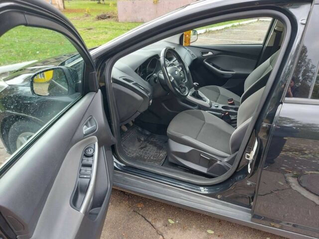 Черный Форд Фокус, объемом двигателя 1.6 л и пробегом 170 тыс. км за 7300 $, фото 10 на Automoto.ua