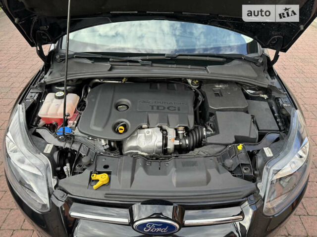 Чорний Форд Фокус, об'ємом двигуна 1.6 л та пробігом 196 тис. км за 8999 $, фото 121 на Automoto.ua
