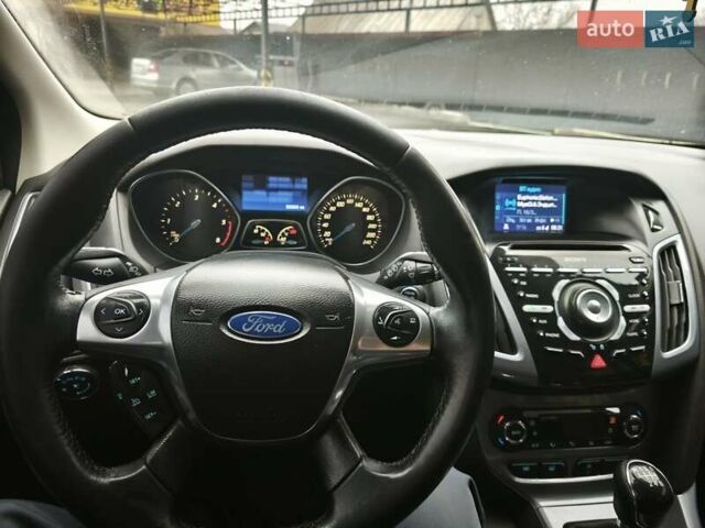 Черный Форд Фокус, объемом двигателя 1.6 л и пробегом 325 тыс. км за 7000 $, фото 14 на Automoto.ua