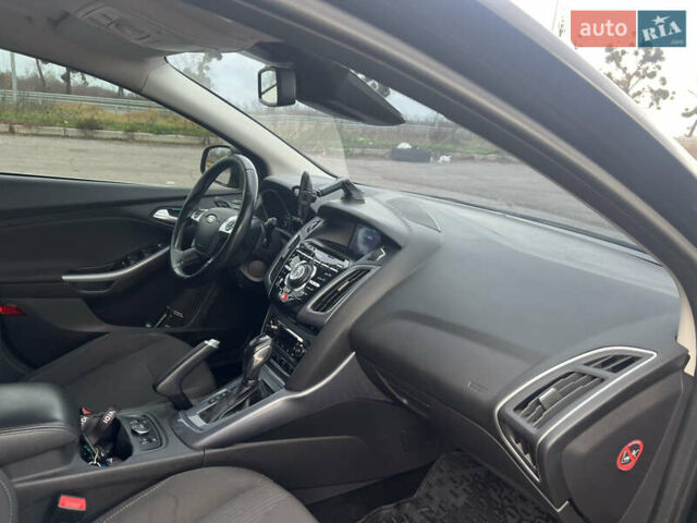 Черный Форд Фокус, объемом двигателя 2 л и пробегом 265 тыс. км за 8999 $, фото 18 на Automoto.ua