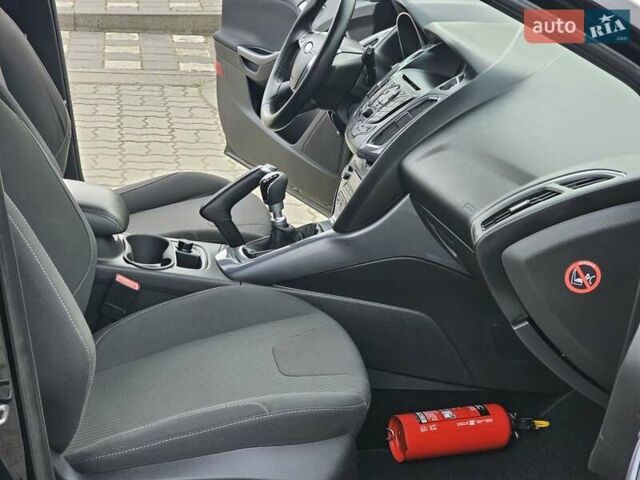 Черный Форд Фокус, объемом двигателя 1.6 л и пробегом 231 тыс. км за 8999 $, фото 71 на Automoto.ua