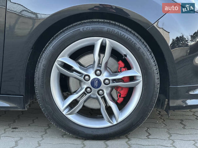 Чорний Форд Фокус, об'ємом двигуна 1.6 л та пробігом 195 тис. км за 8999 $, фото 37 на Automoto.ua