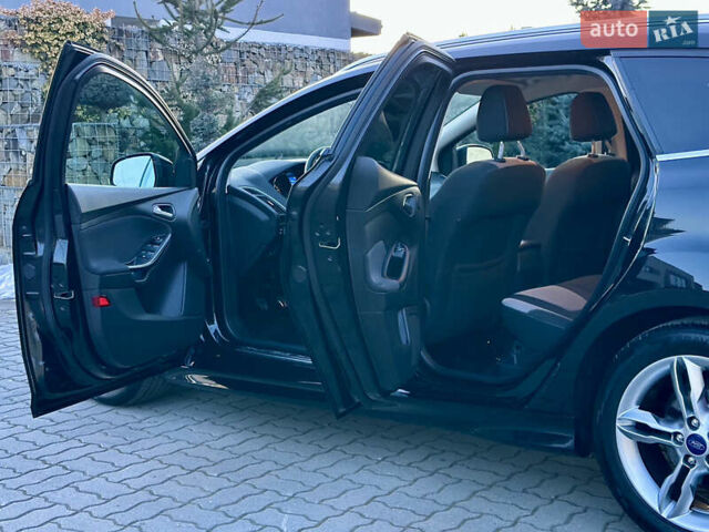 Чорний Форд Фокус, об'ємом двигуна 1.6 л та пробігом 195 тис. км за 8999 $, фото 73 на Automoto.ua