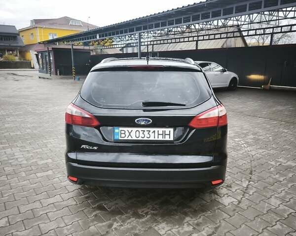 Черный Форд Фокус, объемом двигателя 1.6 л и пробегом 325 тыс. км за 7000 $, фото 3 на Automoto.ua