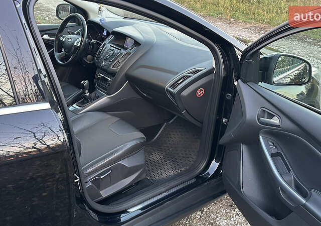 Черный Форд Фокус, объемом двигателя 2 л и пробегом 260 тыс. км за 7800 $, фото 21 на Automoto.ua