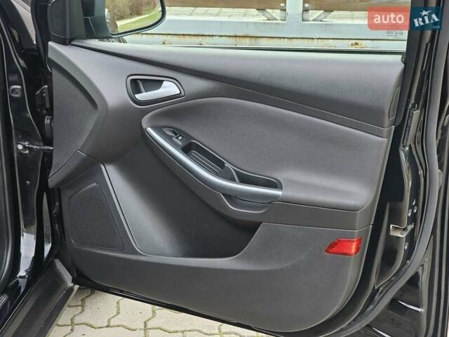 Черный Форд Фокус, объемом двигателя 1.6 л и пробегом 231 тыс. км за 8999 $, фото 79 на Automoto.ua