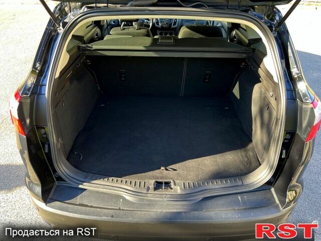 Черный Форд Фокус, объемом двигателя 1 л и пробегом 252 тыс. км за 6400 $, фото 4 на Automoto.ua