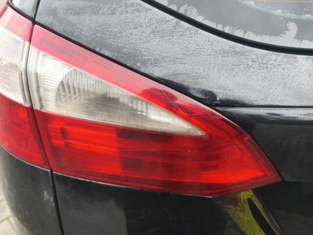 Черный Форд Фокус, объемом двигателя 1.6 л и пробегом 325 тыс. км за 7000 $, фото 1 на Automoto.ua