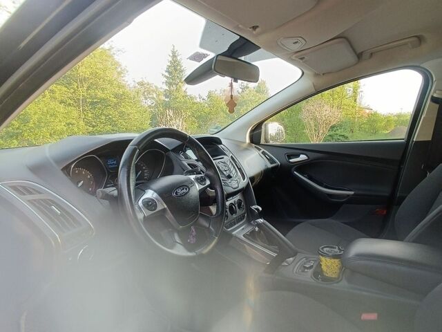 Чорний Форд Фокус, об'ємом двигуна 1 л та пробігом 156 тис. км за 6800 $, фото 29 на Automoto.ua