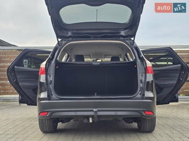 Черный Форд Фокус, объемом двигателя 1.6 л и пробегом 231 тыс. км за 8999 $, фото 52 на Automoto.ua