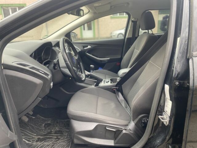 Черный Форд Фокус, объемом двигателя 1.6 л и пробегом 231 тыс. км за 8300 $, фото 20 на Automoto.ua