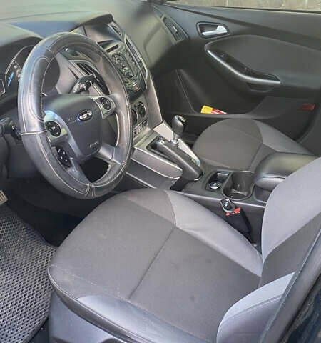 Черный Форд Фокус, объемом двигателя 1.6 л и пробегом 295 тыс. км за 6800 $, фото 4 на Automoto.ua