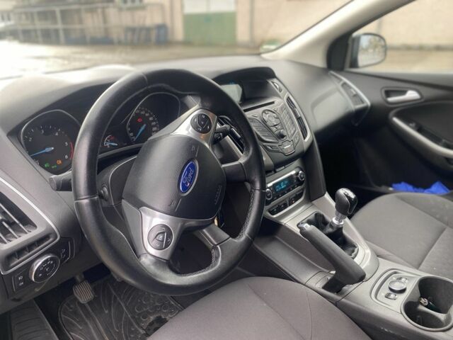 Черный Форд Фокус, объемом двигателя 1.6 л и пробегом 231 тыс. км за 8300 $, фото 21 на Automoto.ua