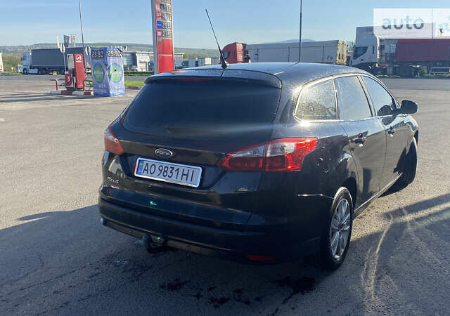 Черный Форд Фокус, объемом двигателя 1.6 л и пробегом 295 тыс. км за 6800 $, фото 1 на Automoto.ua