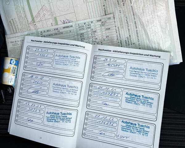 Черный Форд Фокус, объемом двигателя 1.6 л и пробегом 223 тыс. км за 8200 $, фото 40 на Automoto.ua