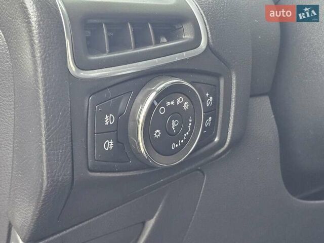 Черный Форд Фокус, объемом двигателя 1.6 л и пробегом 231 тыс. км за 8999 $, фото 81 на Automoto.ua