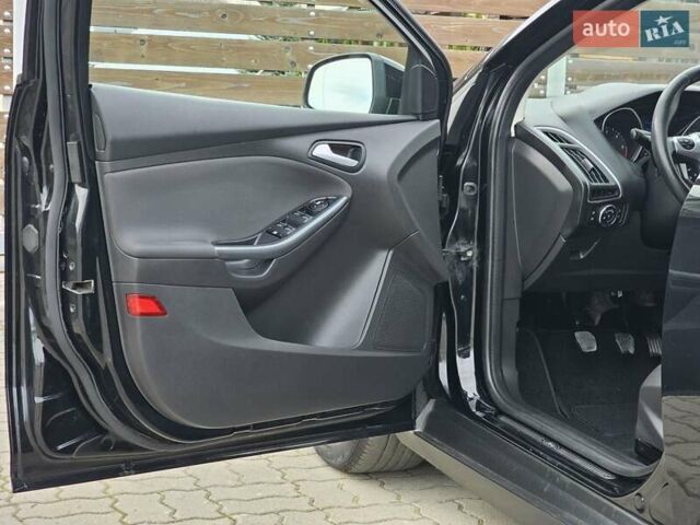 Черный Форд Фокус, объемом двигателя 1.6 л и пробегом 231 тыс. км за 8999 $, фото 74 на Automoto.ua