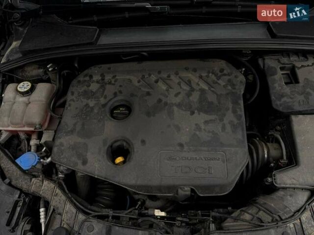 Черный Форд Фокус, объемом двигателя 1.56 л и пробегом 250 тыс. км за 8700 $, фото 41 на Automoto.ua