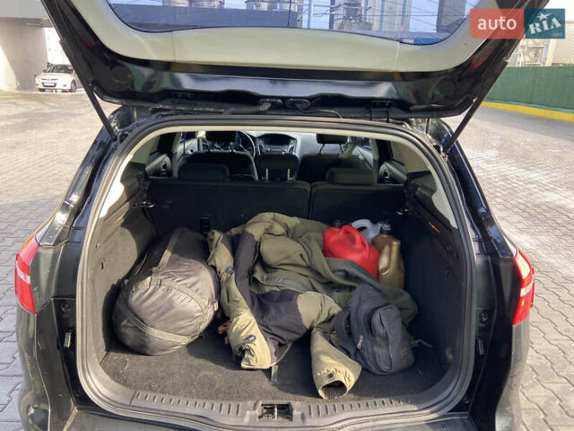 Чорний Форд Фокус, об'ємом двигуна 1 л та пробігом 190 тис. км за 7300 $, фото 5 на Automoto.ua