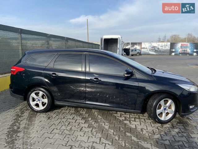 Чорний Форд Фокус, об'ємом двигуна 1 л та пробігом 190 тис. км за 7300 $, фото 2 на Automoto.ua