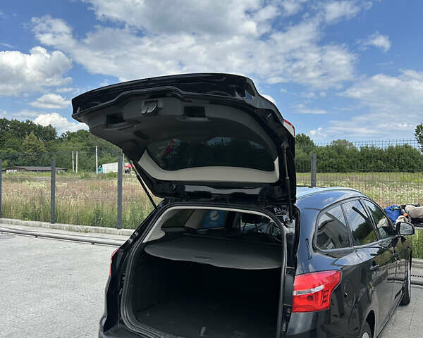 Форд Фокус 2015 в Львове на Automoto.ua Черный Форд Фокус, объемом двигателя 1.5 л и пробегом 292 тыс. км за 8500 $, фото 11 на Automoto.ua