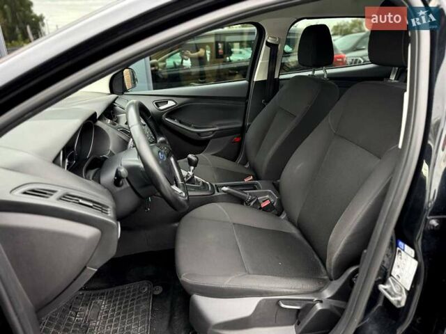 Черный Форд Фокус, объемом двигателя 1.56 л и пробегом 250 тыс. км за 8700 $, фото 21 на Automoto.ua