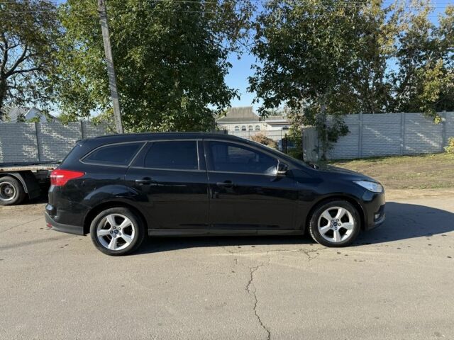 Черный Форд Фокус, объемом двигателя 1 л и пробегом 150 тыс. км за 4350 $, фото 3 на Automoto.ua