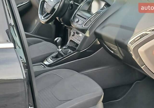 Черный Форд Фокус, объемом двигателя 1.6 л и пробегом 148 тыс. км за 9800 $, фото 36 на Automoto.ua