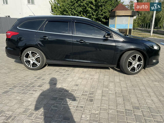Черный Форд Фокус, объемом двигателя 1.5 л и пробегом 220 тыс. км за 8900 $, фото 4 на Automoto.ua