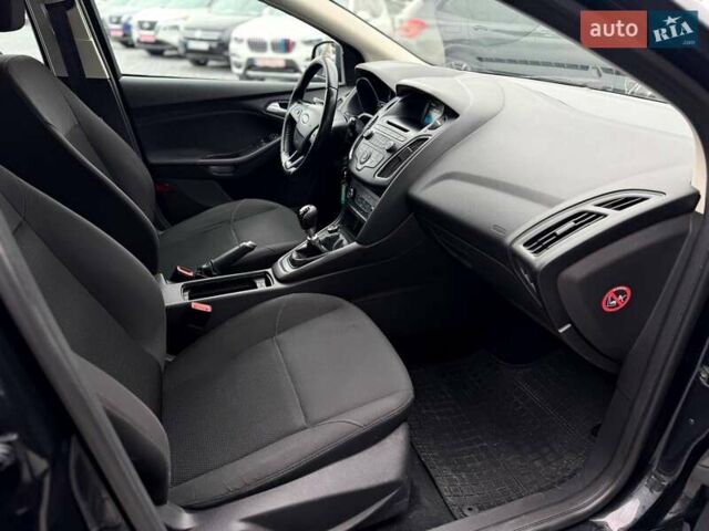 Черный Форд Фокус, объемом двигателя 1.56 л и пробегом 250 тыс. км за 8700 $, фото 32 на Automoto.ua