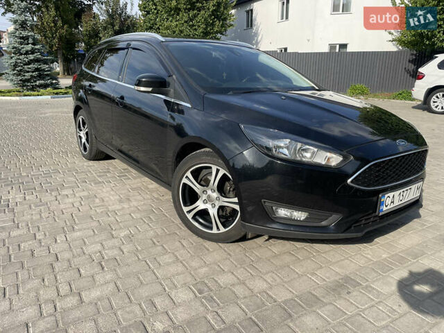 Черный Форд Фокус, объемом двигателя 1.5 л и пробегом 220 тыс. км за 8900 $, фото 3 на Automoto.ua