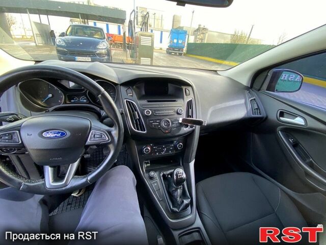 Чорний Форд Фокус, об'ємом двигуна 1 л та пробігом 190 тис. км за 6750 $, фото 9 на Automoto.ua