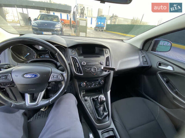 Чорний Форд Фокус, об'ємом двигуна 1 л та пробігом 190 тис. км за 7300 $, фото 21 на Automoto.ua