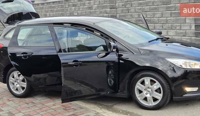 Черный Форд Фокус, объемом двигателя 1.5 л и пробегом 220 тыс. км за 9700 $, фото 35 на Automoto.ua