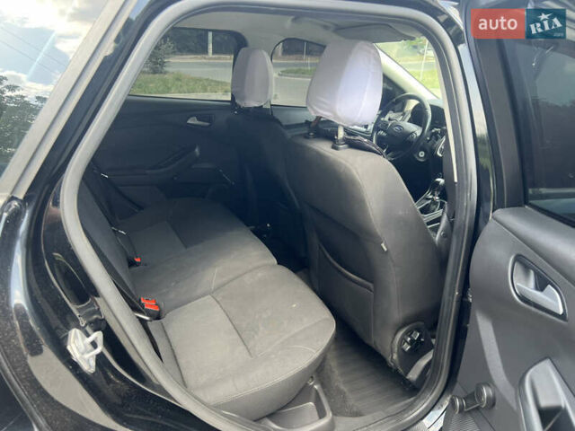 Черный Форд Фокус, объемом двигателя 1.5 л и пробегом 206 тыс. км за 6000 $, фото 13 на Automoto.ua
