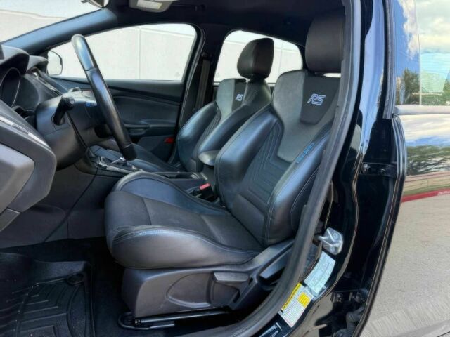 Черный Форд Фокус, объемом двигателя 2.3 л и пробегом 70 тыс. км за 3900 $, фото 9 на Automoto.ua