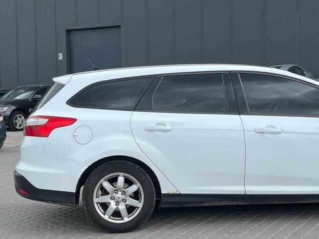 Черный Форд Фокус, объемом двигателя 2.5 л и пробегом 263 тыс. км за 5880 $, фото 4 на Automoto.ua