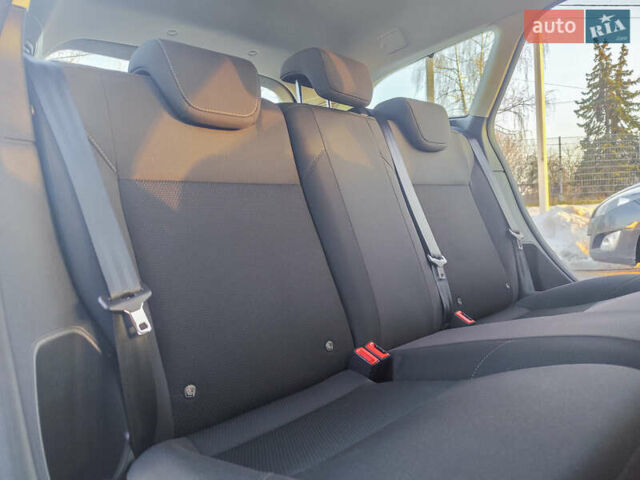 Черный Форд Фокус, объемом двигателя 1.5 л и пробегом 220 тыс. км за 9800 $, фото 50 на Automoto.ua