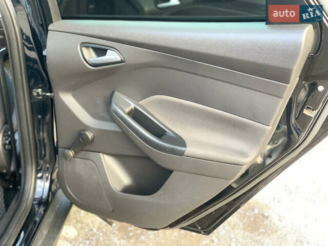 Чорний Форд Фокус, об'ємом двигуна 1.5 л та пробігом 248 тис. км за 7500 $, фото 13 на Automoto.ua