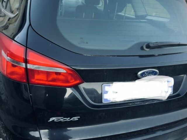 Чорний Форд Фокус, об'ємом двигуна 1 л та пробігом 267 тис. км за 4687 $, фото 4 на Automoto.ua