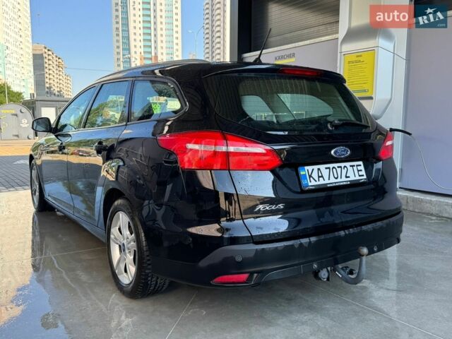 Чорний Форд Фокус, об'ємом двигуна 1.5 л та пробігом 153 тис. км за 8700 $, фото 3 на Automoto.ua