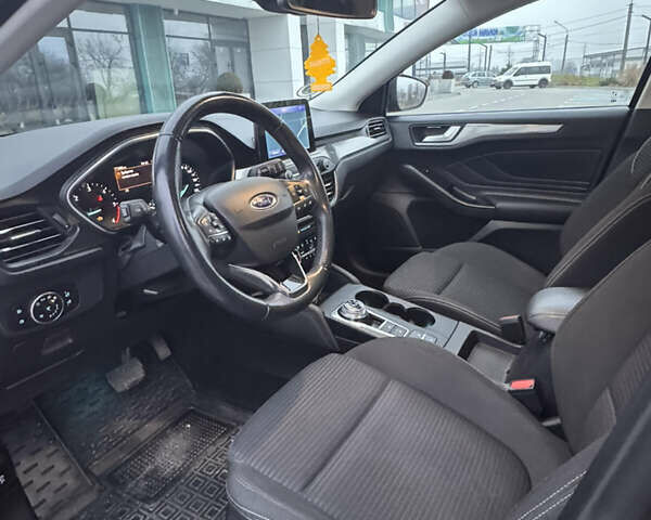 Черный Форд Фокус, объемом двигателя 1.5 л и пробегом 173 тыс. км за 13800 $, фото 14 на Automoto.ua