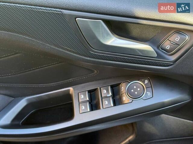 Черный Форд Фокус, объемом двигателя 2 л и пробегом 243 тыс. км за 13799 $, фото 11 на Automoto.ua