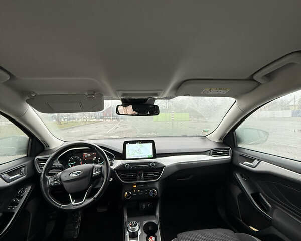 Черный Форд Фокус, объемом двигателя 1.5 л и пробегом 104 тыс. км за 11950 $, фото 11 на Automoto.ua