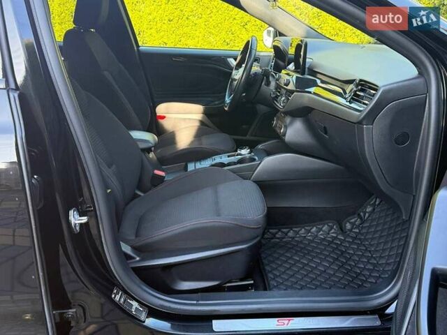 Черный Форд Фокус, объемом двигателя 2 л и пробегом 243 тыс. км за 13799 $, фото 20 на Automoto.ua