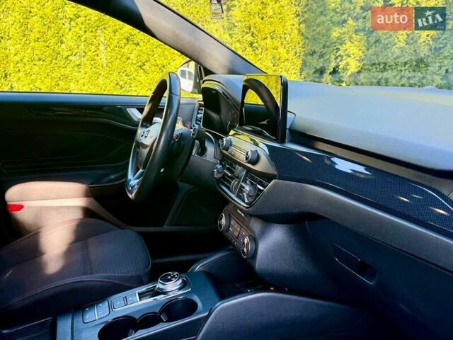 Черный Форд Фокус, объемом двигателя 2 л и пробегом 243 тыс. км за 13799 $, фото 21 на Automoto.ua